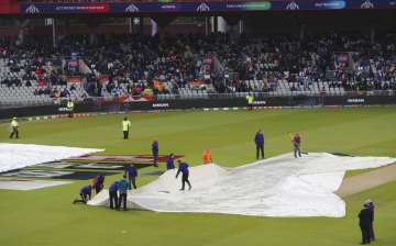 2019 World Cup, Semi-final 1: Rain plays spoilsport in Manchester, match to resume tomorrow