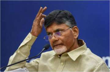 Chandrababu Naidu posts fake picture in Twitter; gets trolled