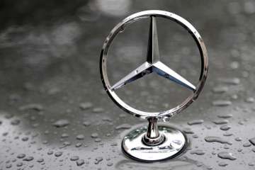 German auto-giant Mercedes Benz targetting 25 per cent sales online by 2025