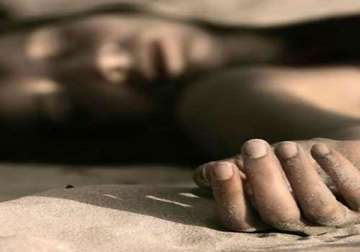 Maharashtra: Man kills wife over tiff, informs cops