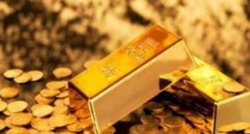 Gold prices dipped 0.59 per cent to Rs 34,925 per 10 gram in futures trade Tuesday as speculators re