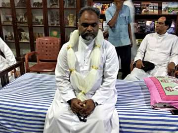 Kochi priests on hunger strike