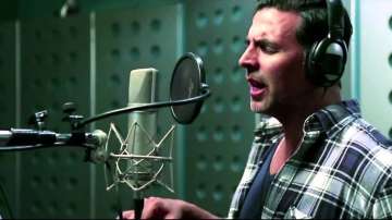 Housefull 4: Witness Akshay Kumar’s rapping skills in title song of Farhad Samji’s film