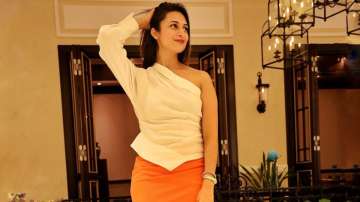 Divyanka Tripathi shares a lesson to get the perfect click