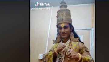 TikTok user accepts #BottleCapChallenge, dresses up as God to give tough competition to Bollywood 