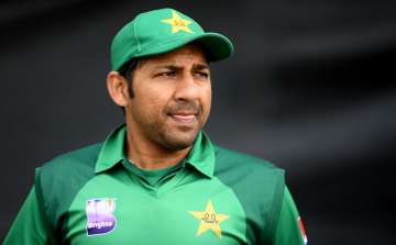 Sarfaraz Ahmed and few others to face media on reaching Pakistan from England