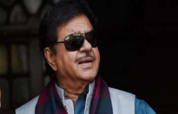 Shatrughan Sinha favours Priyanka Gandhi as Congress chief