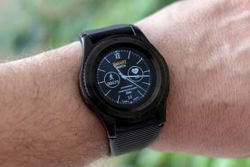 Smartwatches could help detect COVID-19 before symptoms appear: Study
