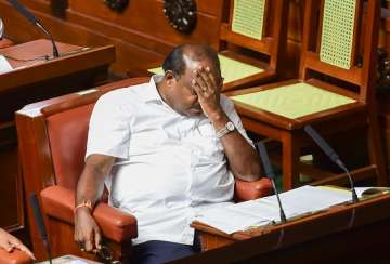 karnataka political crisis, Karnataka crisis Live Updates News, karnataka political crisis kumaraswa