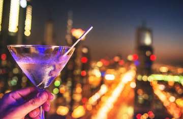Alcohol license for tourists in Dubai