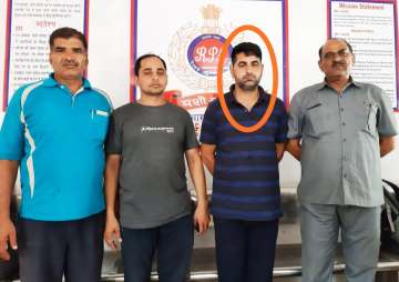 Habitual Laptop thief targeting VIP trains arrested by RPF New Delhi team using footage from Electronic eye installed in coach