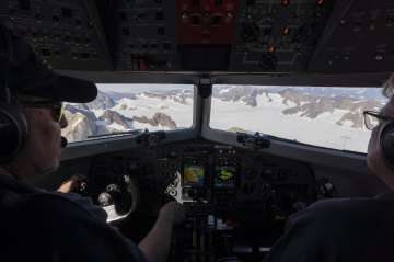 Global WarNing: Watch video as NASA scientists fly over Greenland to track melting glaciers