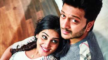 Riteish Deshmukh cannot keep calm on wife Genelia D'Souza's birthday