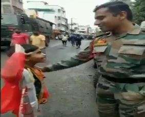 This video of a child saluting Army jawan for Maharashtra flood rescue is winning hearts 