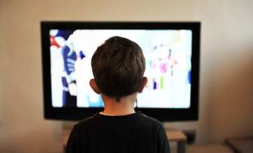 Over 2 hours screen time daily will make your kids impulsive, finds study 