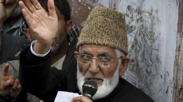 Separatist leader Syed Ali Geelani asks Jammu & Kashmir people to resist