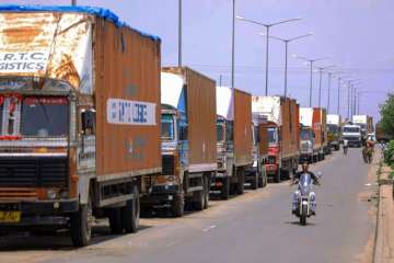 6 lakh trucks off-road in West Bengal