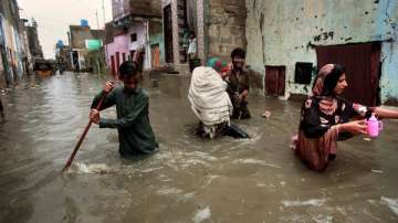 42 people killed in heavy monsoon rains in Karachi