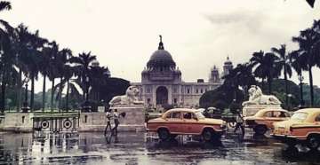 Victoria Memorial lightning strike