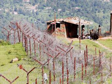 Pakistan journalists stopped from crossing the LoC