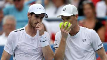 Murray brothers make winning start at Washington Open