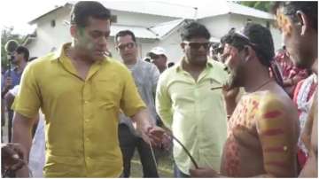 VIDEO: Salman Khan whips himself and warns children not to do the same