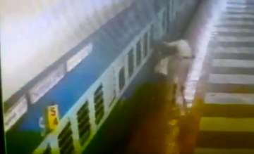 Hyderabad: Alert RPF constable saves passenger's life, pulls him from falling under moving train | Watch