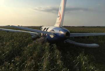 Russian plane emergency landing
