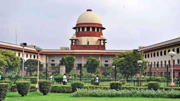 Ex-defence officers and bureaucrats move SC against Centre's decision on Article 370