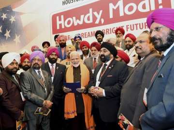 Sikh delegation meets Modi, thanks him for Kartarpur Corridor
