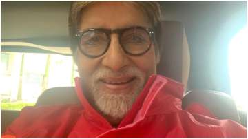 Amitabh Bachchan has perfect Hindi word for ‘selfie’ that will leave you amazed