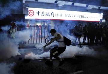 Violent clashes erupt in Hong Kong