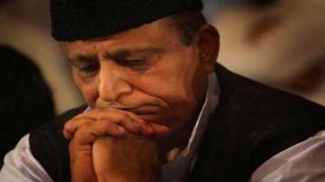 Azam Khan's sons, wife get notice in land grabbing case