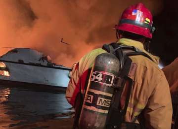 Flames blocked escape for 34 divers on California boat