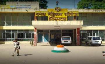 To treat hydrocele, doctors operate upon man's leg in Bihar