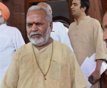 After 7-hr interrogation, Chinmayanand put under house arrest, ashram sealed 