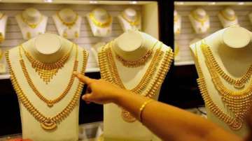 Commerce Min should approve mandatory gold hallmarking before Diwali: Paswan