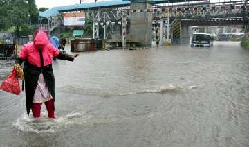 Heavy rains lash Hyderabad