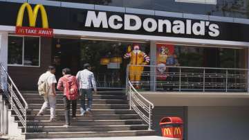 McDonald's 24x7, McDonald's open all night, McDonald's open in mumbai 24x7, McDonald's mumbai, McDon