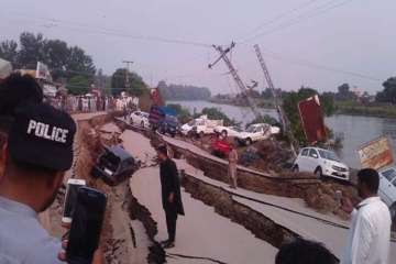 powerful earthquake jolted Jhelum in Mirpur