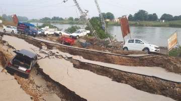 Photos show havoc created by deadly earthquake across Pakistan