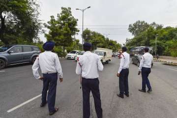 New traffic rules: Bihar police makes bikers buy helmets, get insurance renewed