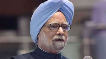 Former PM Manmohan Singh receives JKLU Laureate Award