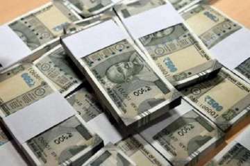 Over Rs 4 lakh in fake currency recovered from Delhi Metro station