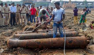 4 old cannons found in Nagpur