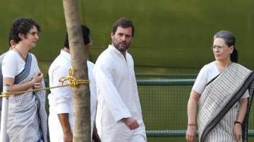 Central govt revises security rules for Gandhi family