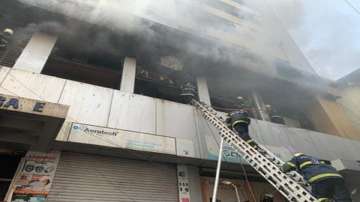 Fire breaks out at Aditya Arcade building in Mumbai