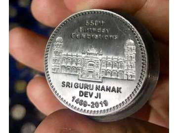 Pak issues coin to mark Guru Nanak's birth anniversary