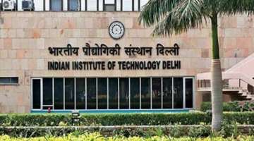 IIT aspirants protest against 900% fee hike in M.Tech courses