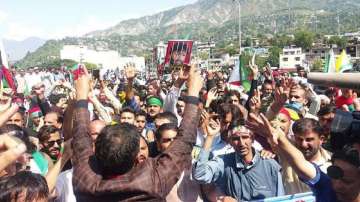 JKLF marchers stopped from moving towards LoC